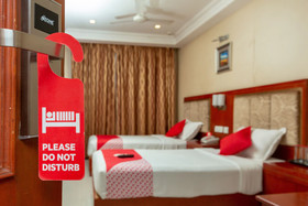 Metro Grand Hotel