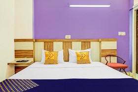 Moore Residency by OYO Rooms