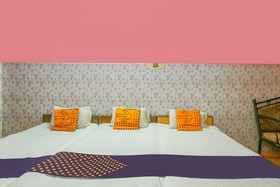 New Adyar Guest House by OYO