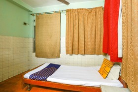 New Adyar Guest House by OYO