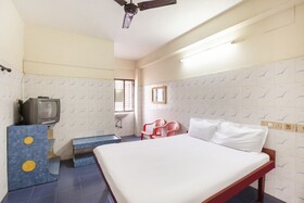 New Victory Mansion & Lodging by OYO Rooms