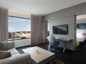 Novotel Chennai Chamiers Road