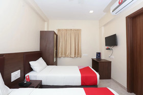 OYO 17356 Cute Orange Service Apartments