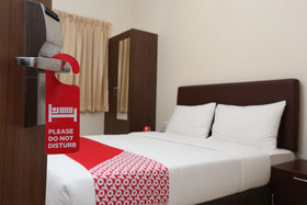 OYO 17356 Cute Orange Service Apartments
