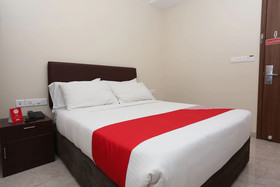 OYO 17356 Cute Orange Service Apartments