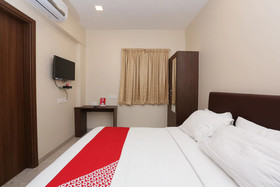 OYO 17356 Cute Orange Service Apartments