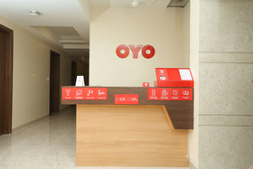 OYO 17356 Cute Orange Service Apartments