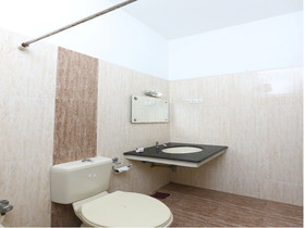 OYO 20004 SilverKey Kodambakkam