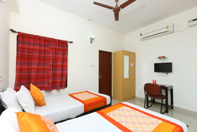 OYO 20007 SilverKey Thoraipakkam