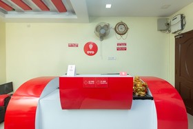 OYO 22408 Apple Tree Residency