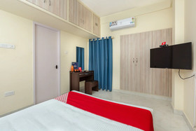 OYO 23081 Little Stay Service Apartments