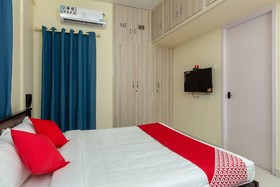 OYO 23081 Little Stay Service Apartments