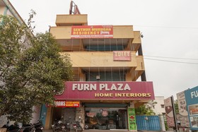 OYO 24898 Senthur Murugan Residency