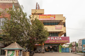 OYO 24898 Senthur Murugan Residency