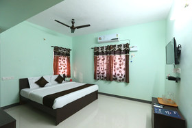 OYO 7722 Sorgam Serviced Apartments