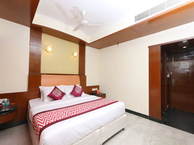 OYO Flagship 15645 Chennai Deluxe