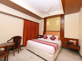 OYO Flagship 15645 Chennai Deluxe