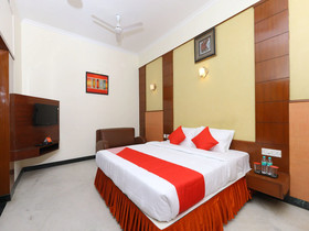 OYO Flagship 15645 Chennai Deluxe
