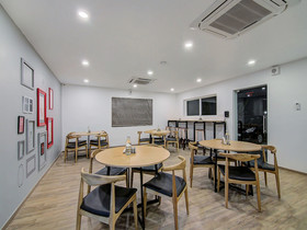OYO Townhouse 043 Anna Nagar