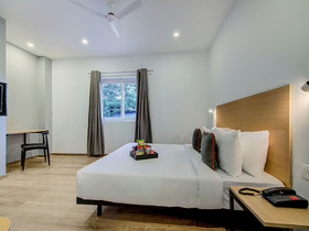OYO Townhouse 043 Anna Nagar
