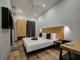 OYO Townhouse 043 Anna Nagar