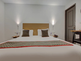 OYO Townhouse 052 Tidel Park Adyar