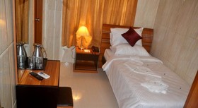 Peace Inn