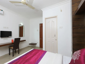 Peach Tree by OYO Rooms