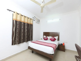 Peach Tree by OYO Rooms