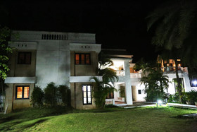 Peakland Hotels and Resorts