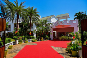 Peakland Hotels and Resorts