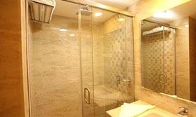 Prime Le Palace by Fabhotel