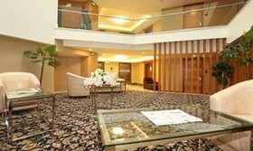 Prime Le Palace by Fabhotel