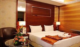 Prime Le Palace by Fabhotel