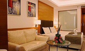 Prime Le Palace by Fabhotel