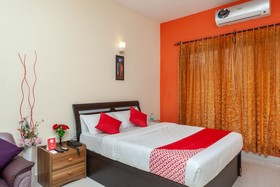 Purple Lake View by OYO Rooms
