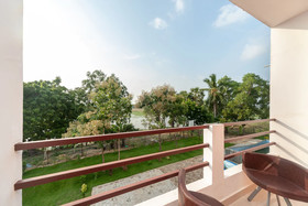 Purple Lake View by OYO Rooms