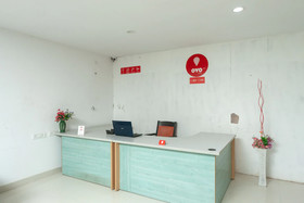 Purple Lake View by OYO Rooms