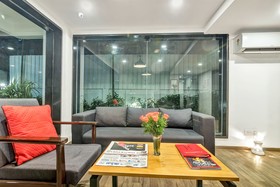 Queensway Park by OYO Rooms