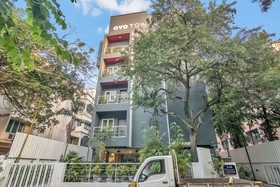 Queensway Park by OYO Rooms