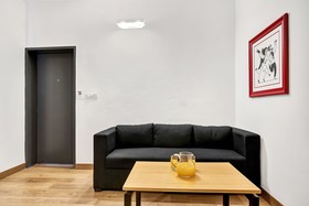 Queensway Park by OYO Rooms