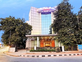 Raj Palace Sundar