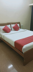 R Hotel Manapakkam