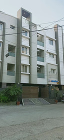 R Hotel Manapakkam