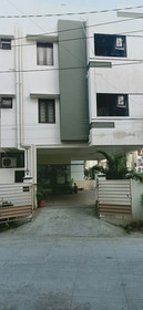 R Hotel Manapakkam