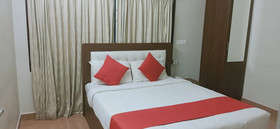 R Hotel Manapakkam