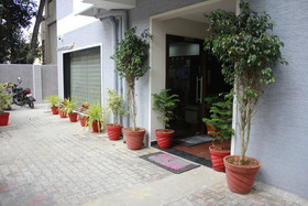 Rithikha Inn Crest