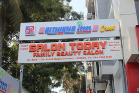 Rithikha Inn Crest