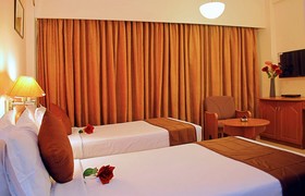 Super Townhouse Koyambedu