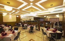 Super Townhouse Koyambedu
